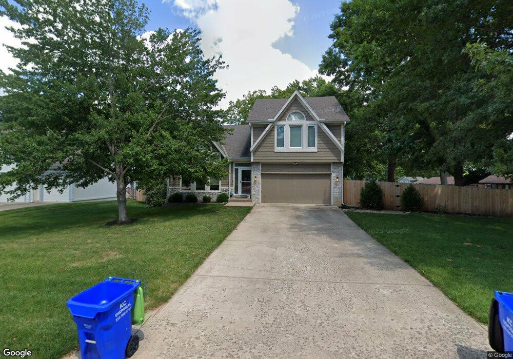 6923 Reeder Ave, Shawnee, KS 66203 - photo 1