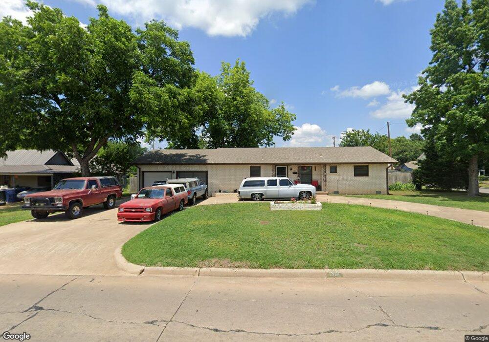 1301 W Beech Ave, Duncan, OK 73533 - photo 1