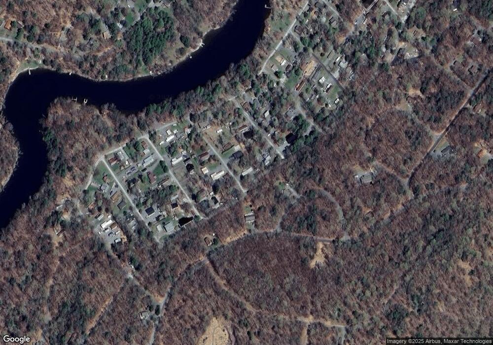 101 Eighth St, Greentown, PA 18426 - photo 1