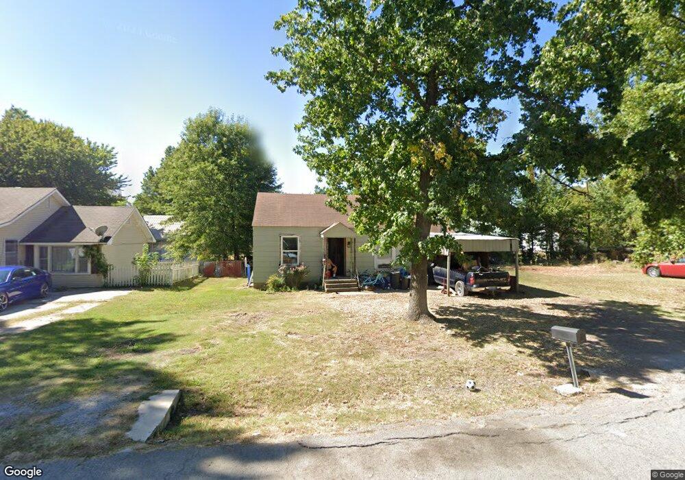 306 N Ora St, Pryor, OK 74361 - photo 1