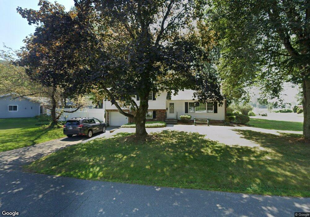 8 Kelleher Dr, South Deerfield, MA 01373 - photo 1