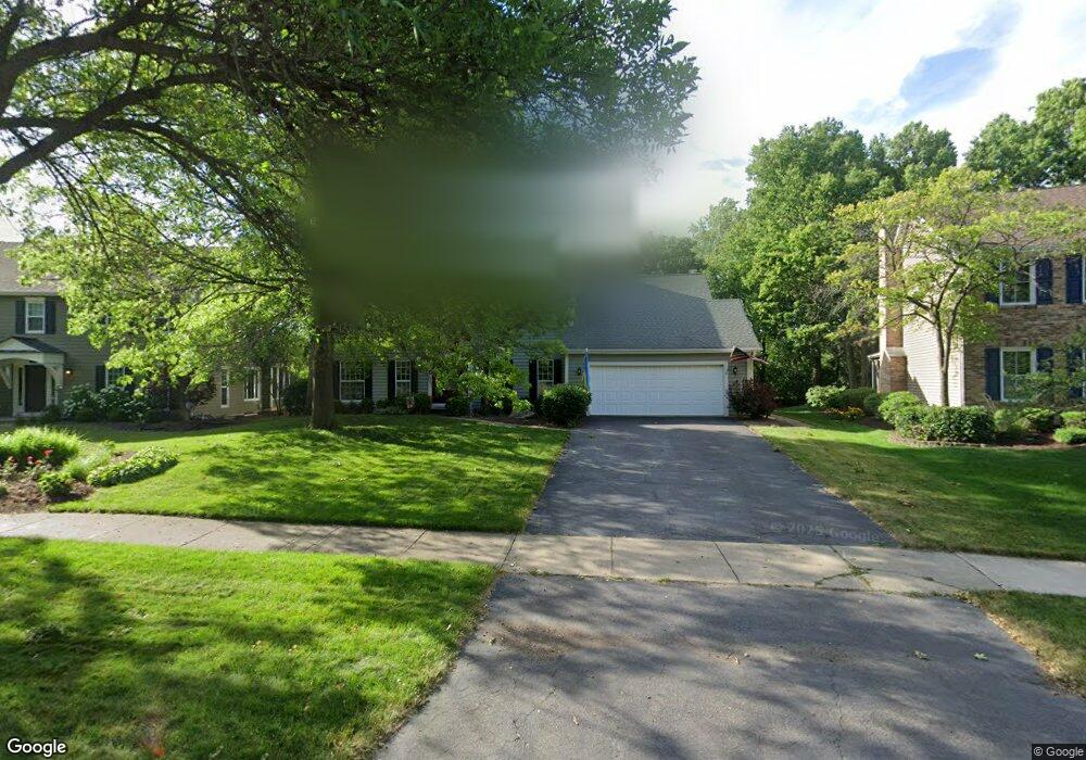 1121 Kenilworth Cir, Naperville, IL 60540 - photo 1