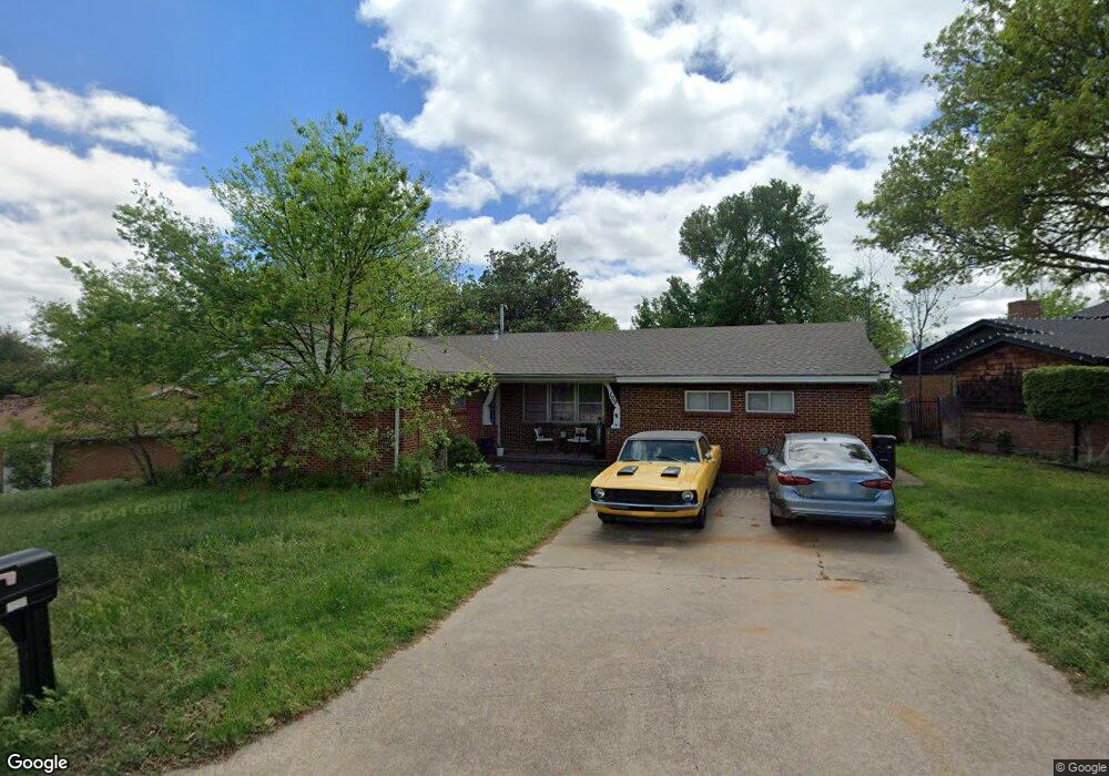 111 W Ridge St, Weatherford, TX 76086 - photo 1