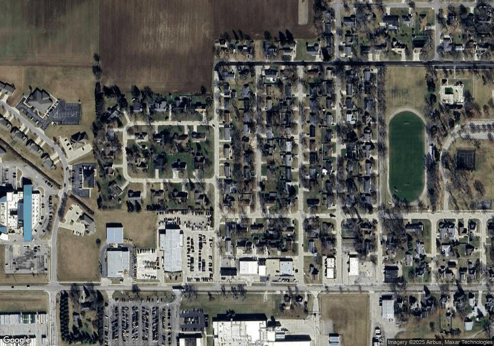 205 Douglas Dr, Archbold, OH 43502 - photo 1