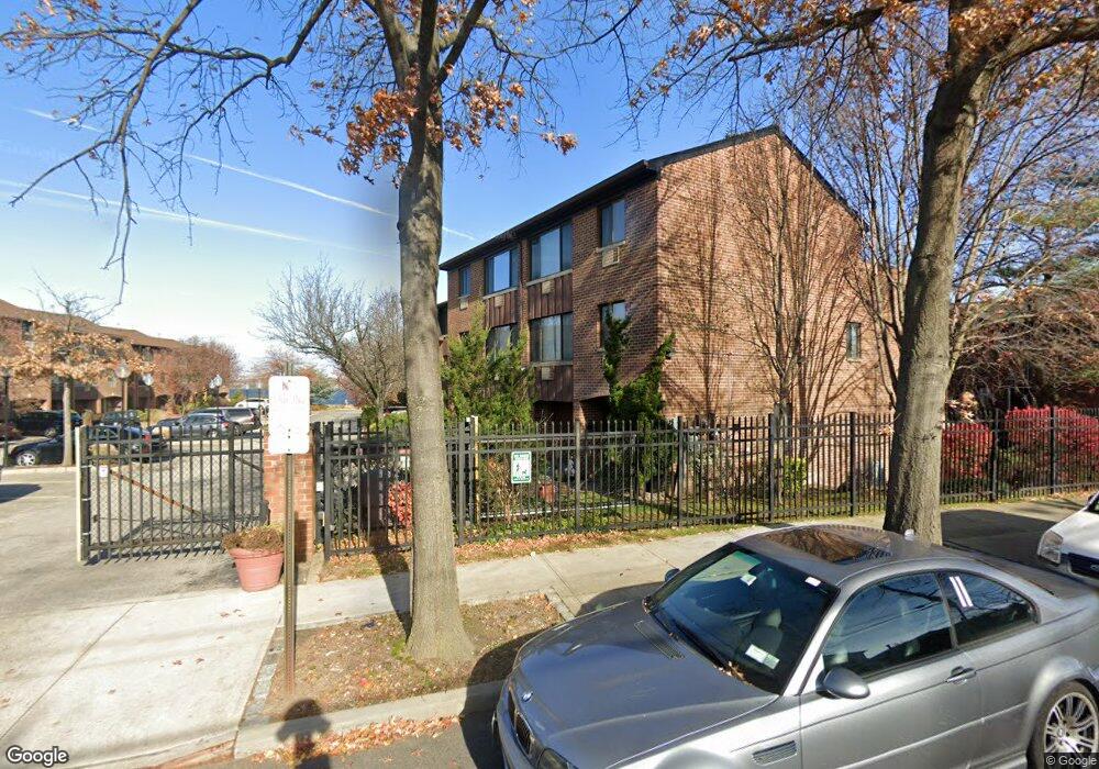 15427 Riverside Dr unit 6B, Whitestone, NY 11357 - photo 1