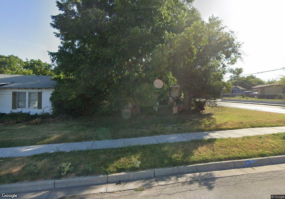 2800 NW 25th St, Fort Worth, TX 76106 - photo 1