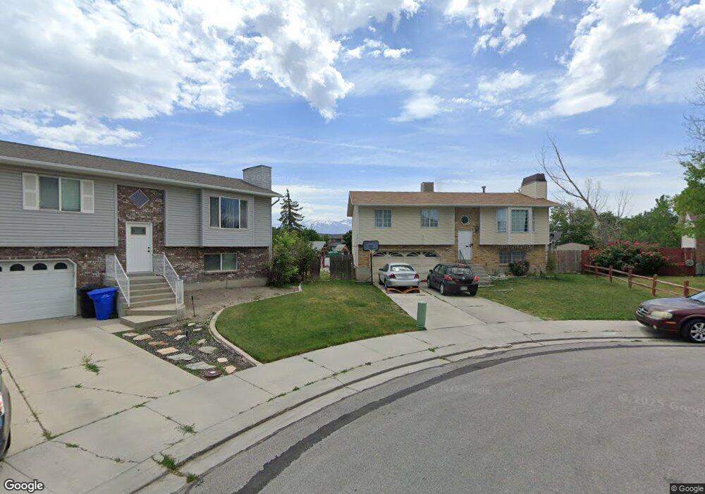 4881 Calyx Cir, West Jordan, UT 84081 - photo 1