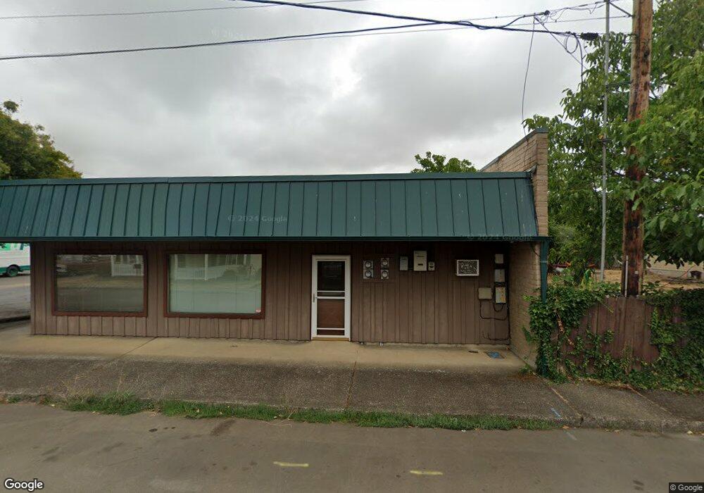 206 SW Morgan St, Sheridan, OR 97378 - photo 1