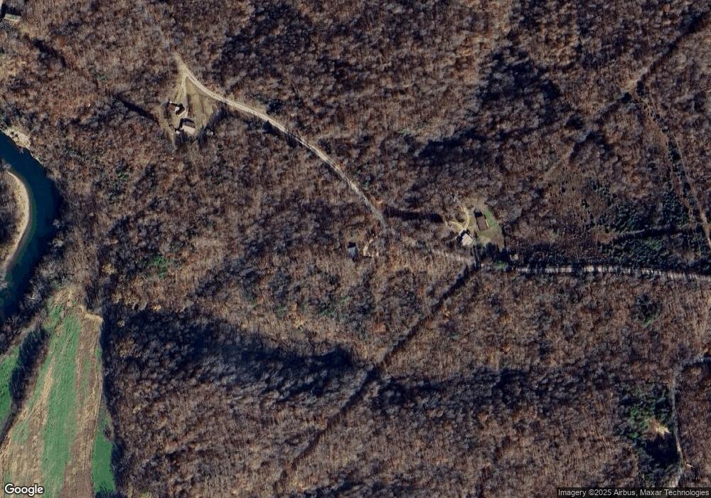 2829 Armstrong Rd, Linden, TN 37096 - photo 1