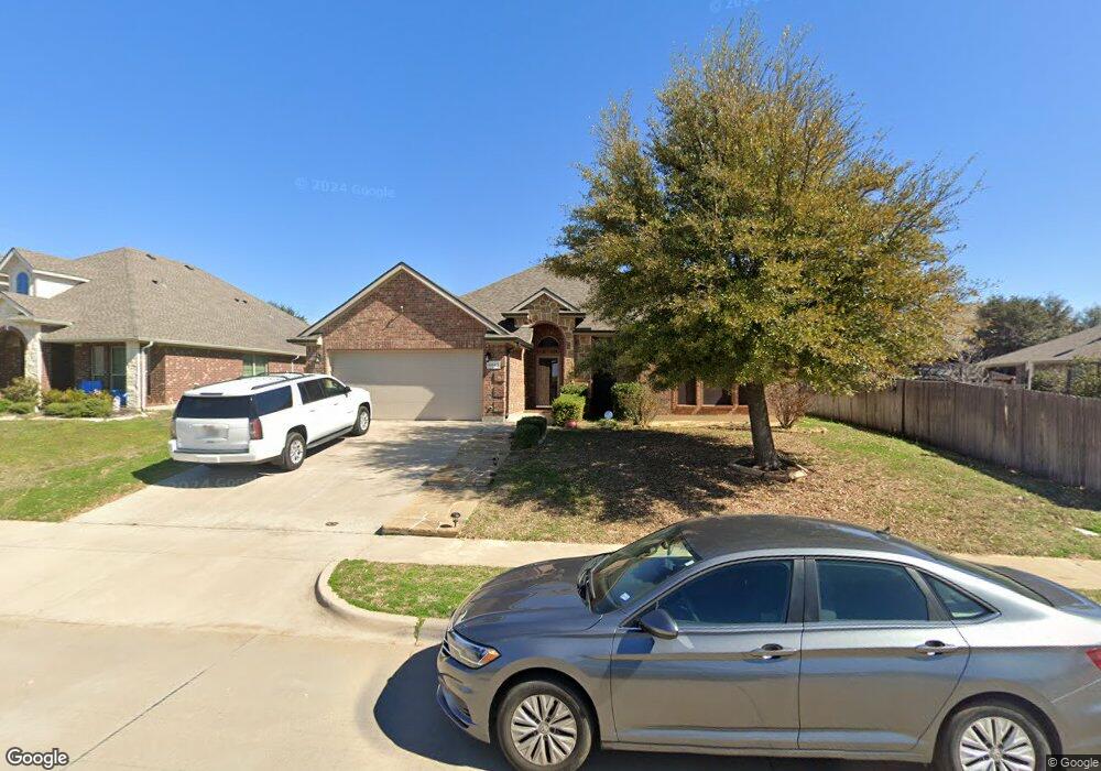2233 Caroline Dr, Weatherford, TX 76087 - photo 1