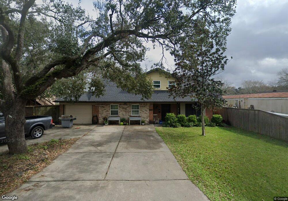 404 N Ormsby St, Alvin, TX 77511 - photo 1