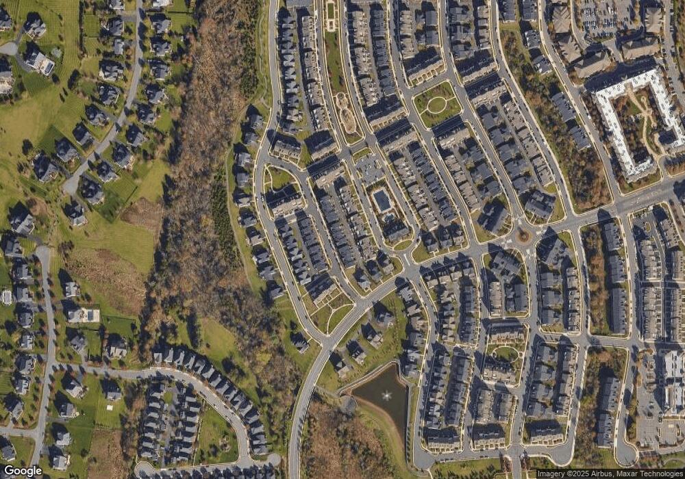 22570 Ocean Cliff Square, Ashburn, VA 20148 - photo 1