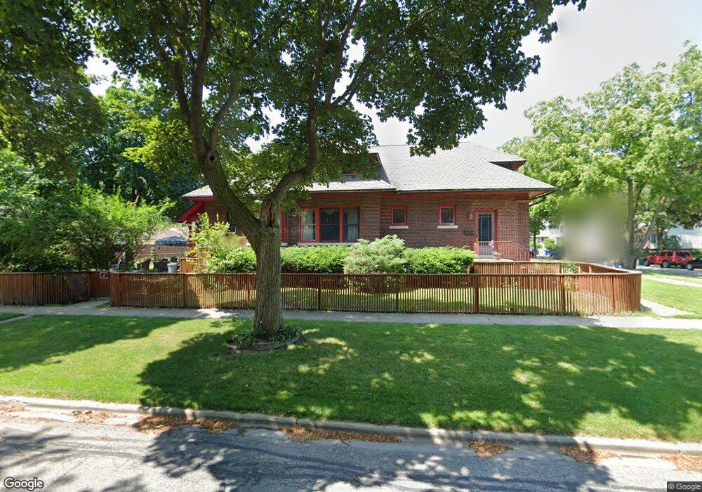 1595 E Walnut Ave, Des Plaines, IL 60016 - photo 1