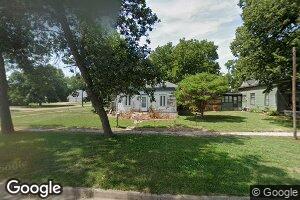 705 N Walnut St, Red Cloud, NE 68970