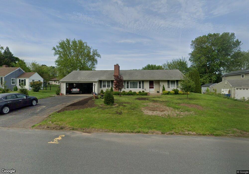 44 Wellfleet Dr, West Springfield, MA 01089 - photo 1