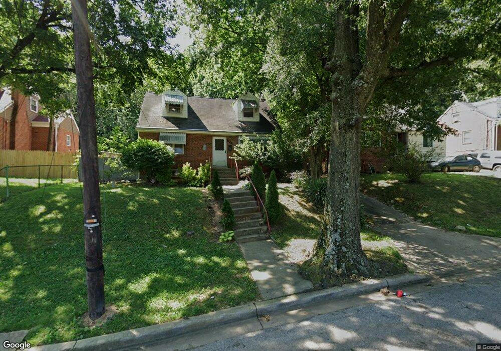 5611 Monroe St, Hyattsville, MD 20784 - photo 1