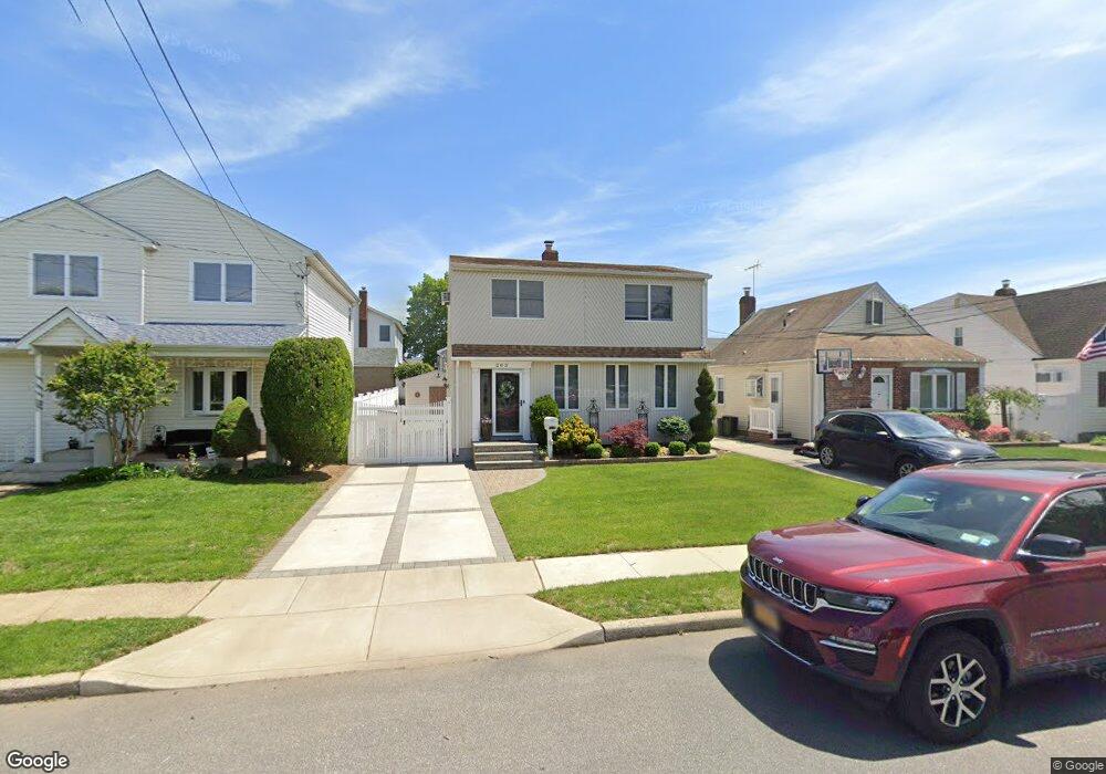 203 Commonwealth St, Franklin Square, NY 11010 - photo 1