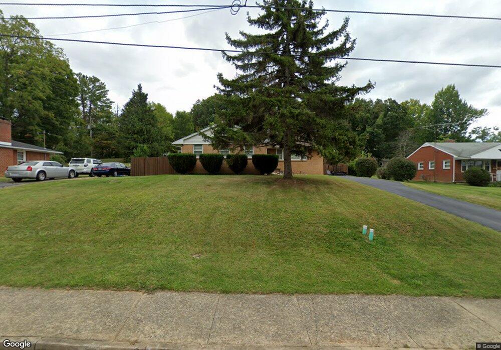 618 S Magnolia Ave, Waynesboro, VA 22980 - photo 1