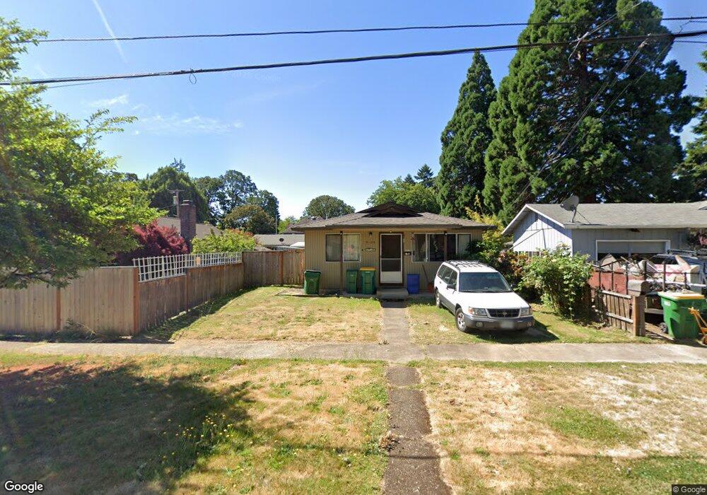 2136 16th Ave, Forest Grove, OR 97116 - photo 1