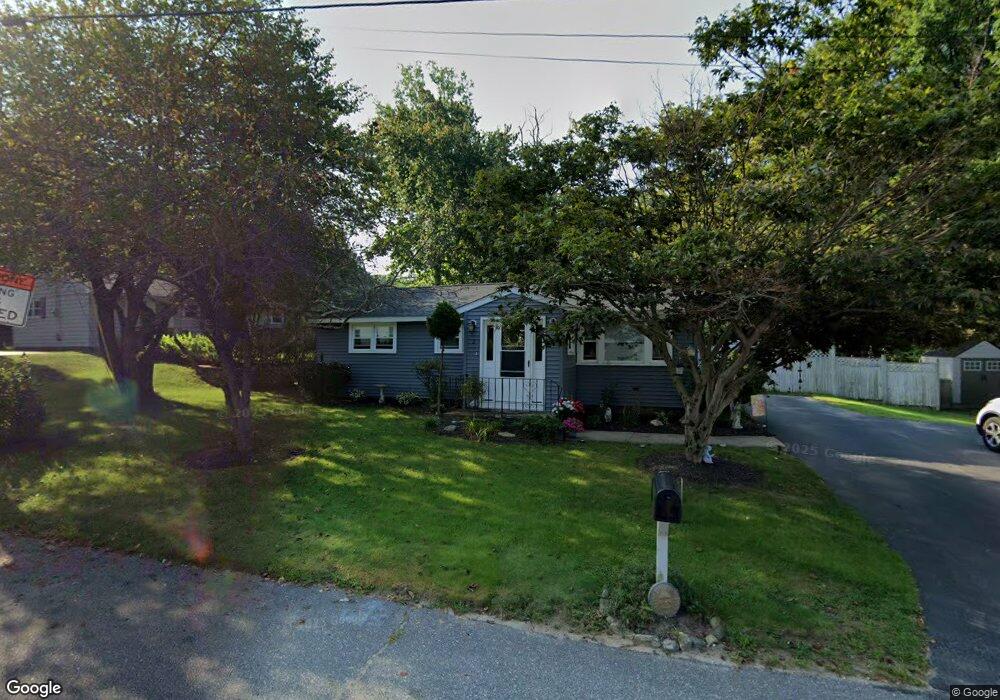 2 Potter Dr, Bellingham, MA 02019 - photo 1
