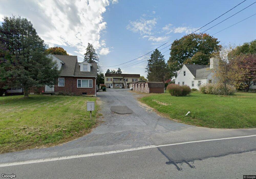 818 Fishburn Rd, Hershey, PA 17033 - photo 1