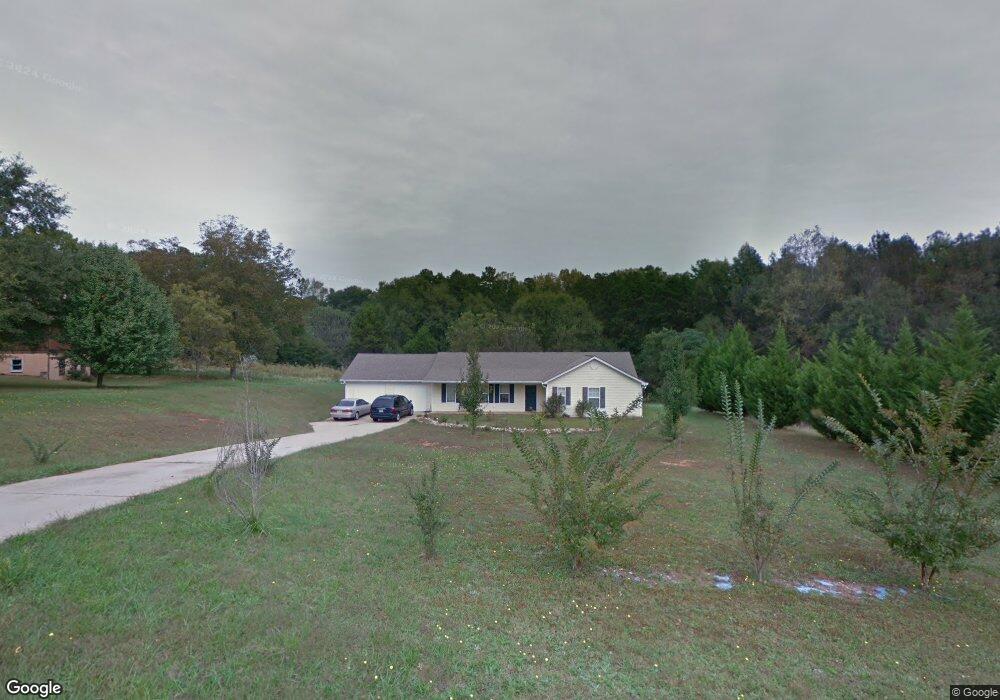 207 Freeman Dr, Maysville, GA 30558 - photo 1