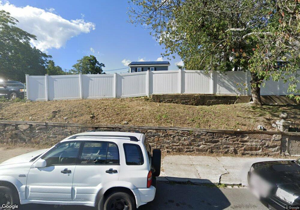 113 Hancock St, Lawrence, MA 01841 - photo 1