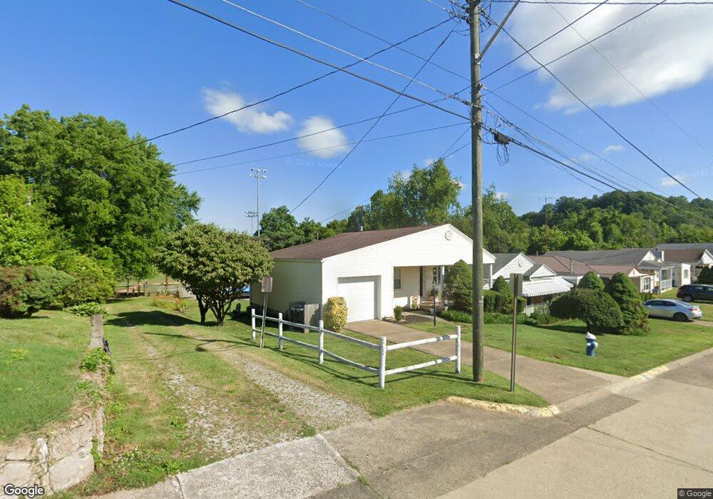 535 22nd St, Dunbar, WV 25064 - photo 1