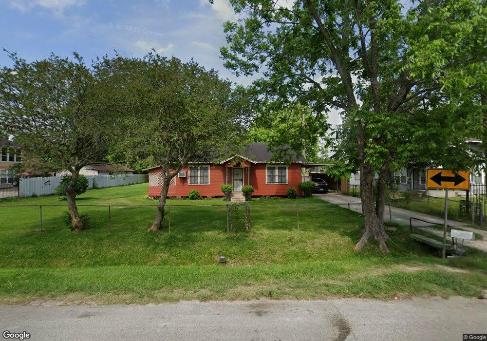 7909 Curry Rd, Houston, TX 77093 - photo 1
