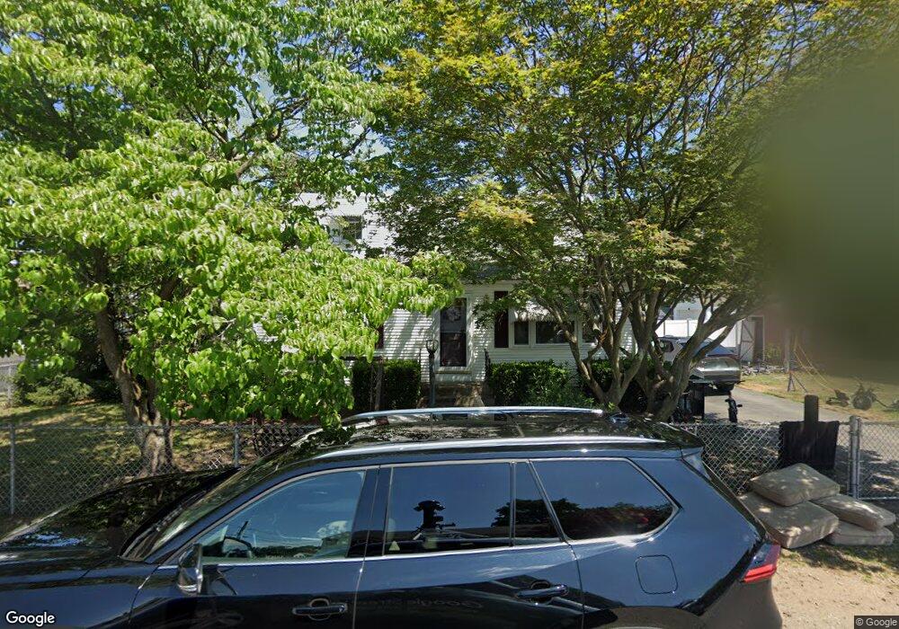 28 Wheeler St, Pawtucket, RI 02861 - photo 1