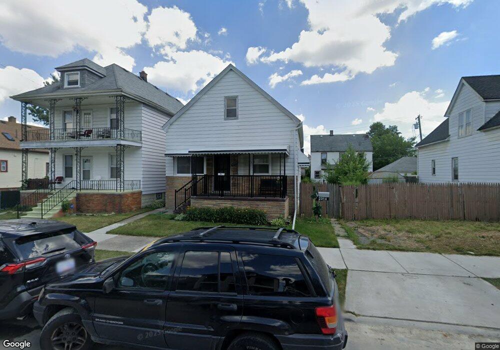 2314 Holmes St, HamtraMcK, MI 48212 - photo 1