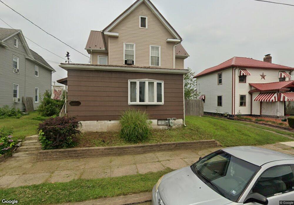 327 E 8th St, Berwick, PA 18603 - photo 1