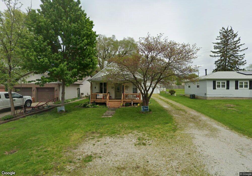 512 Frorer Ave, Lincoln, IL 62656 - photo 1