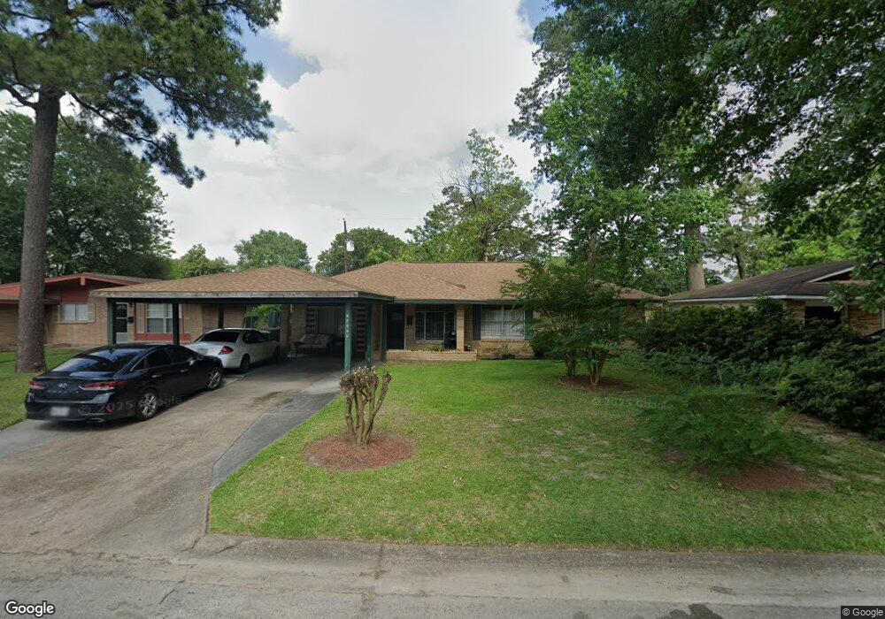 10330 Royal Oaks Dr, Houston, TX 77016 - photo 1