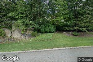 21 Wood Chase Ln, Kinnelon, NJ 07405