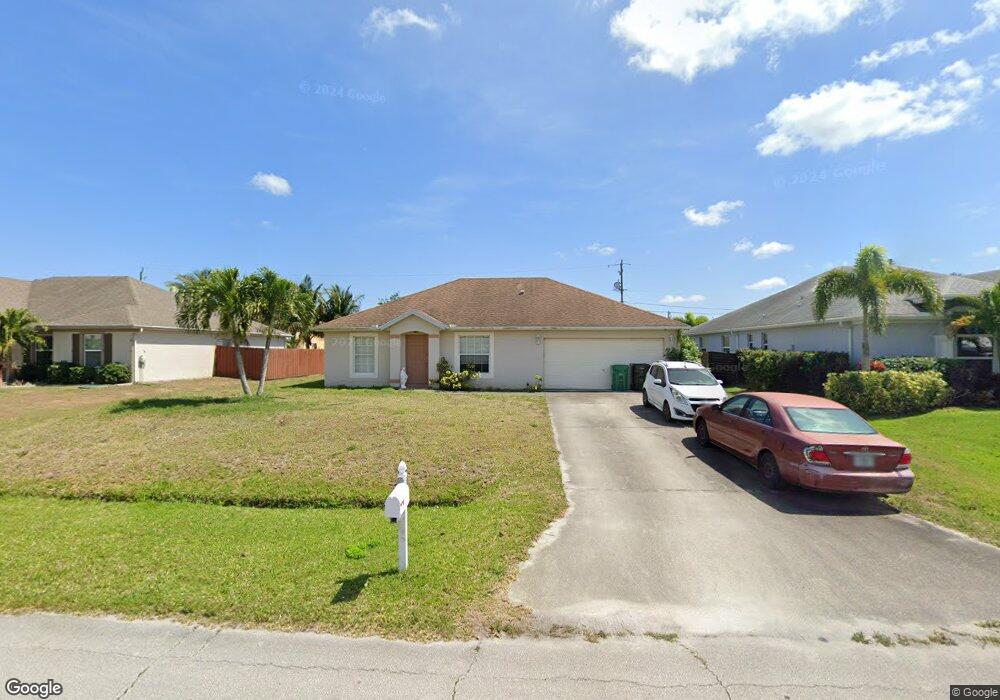 570 SW South Quick Cir, Port Saint Lucie, FL 34953 - photo 1