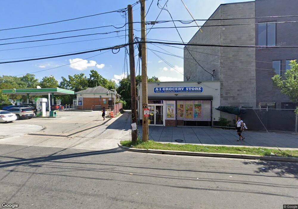 615 Division Ave NE, Washington, DC 20019 - photo 1