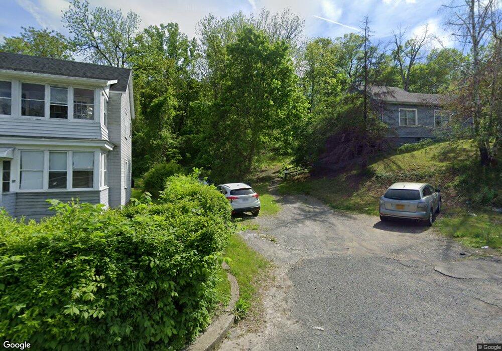 4 Mitchell St, Troy, NY 12180 - photo 1