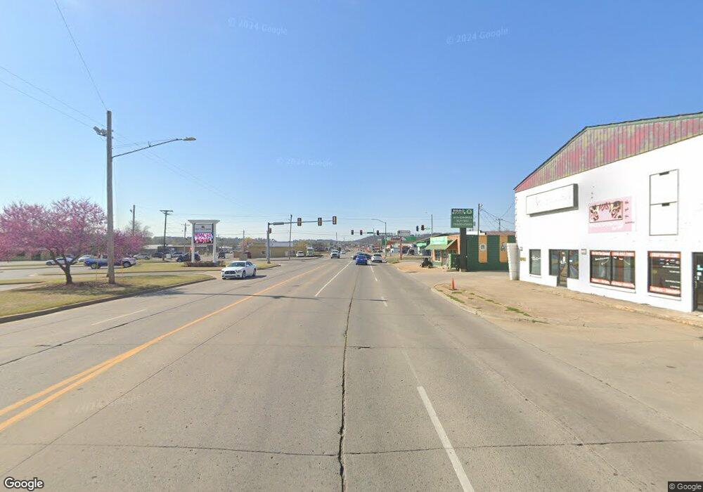 1104 S Muskogee Ave, Tahlequah, OK 74464 - photo 1