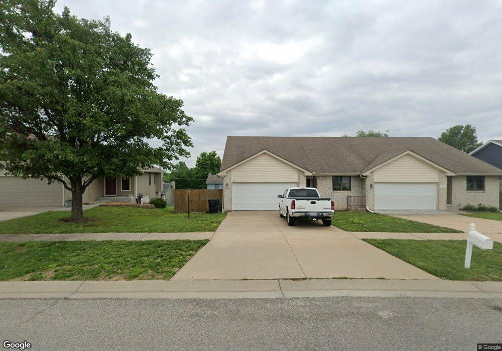 3712 SW Moundview Ct, Topeka, KS 66610 - photo 1