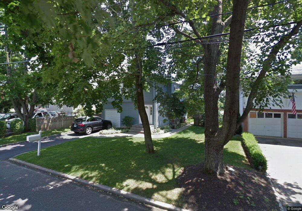 3 Leonard Place, Sea Cliff, NY 11579 - photo 1