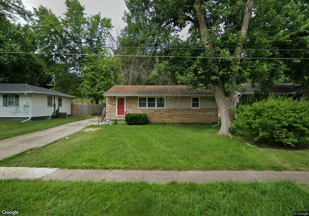 7390 Southview Dr, Des Moines, IA 50315 - photo 1