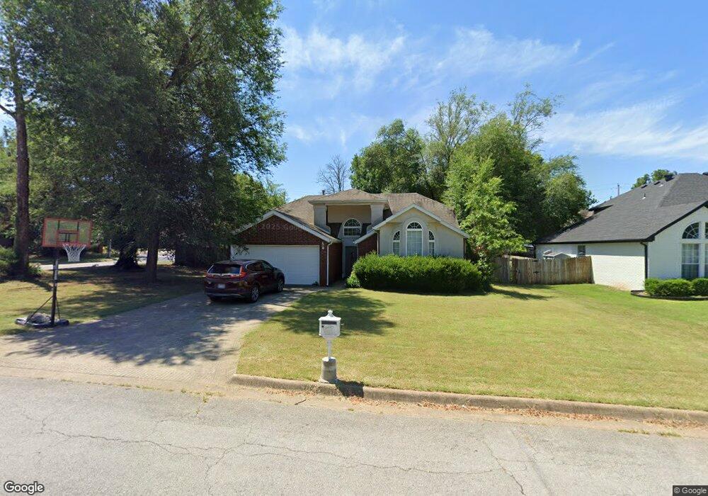 1301 Sanford Dr, Bentonville, AR 72712 - photo 1