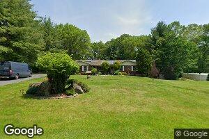 7 Meadow Ln, Swiftwater, PA 18370