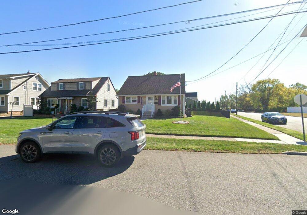 60 Holton St, Sewaren, NJ 07077 - photo 1