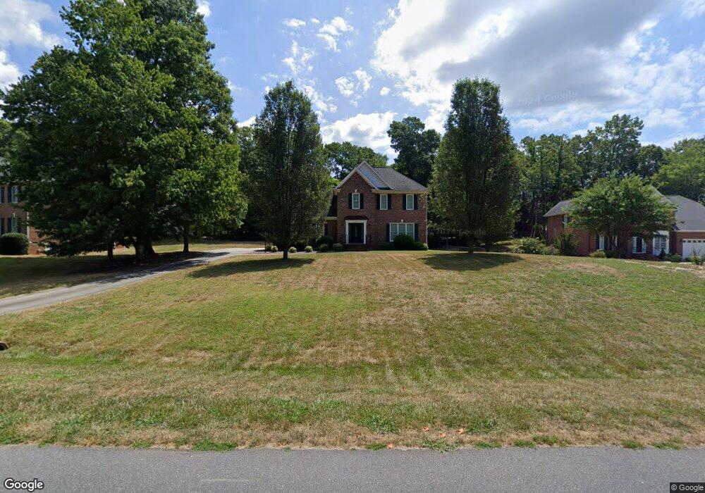 2345 Hickory Forest Dr, Asheboro, NC 27203 - photo 1