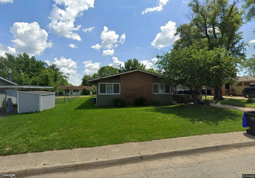 1513 SW Clearview Ln, Topeka, KS 66619 - photo 1