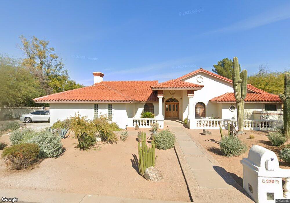 208 E Secretariat Dr, Tempe, AZ 85284 - photo 1