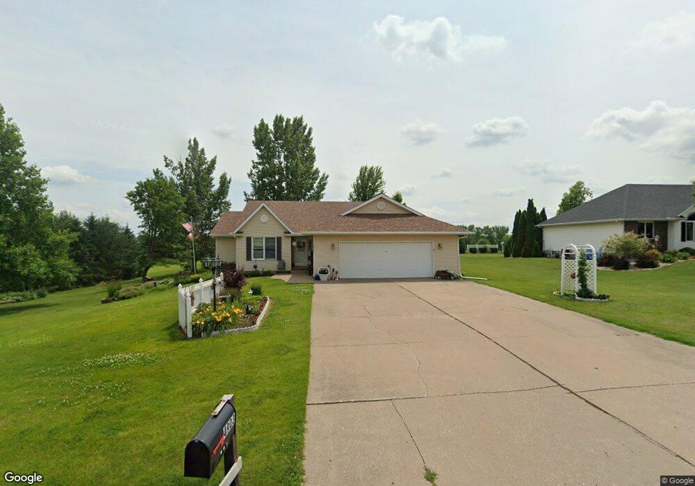 4903 W 60th St, Davenport, IA 52806 - photo 1