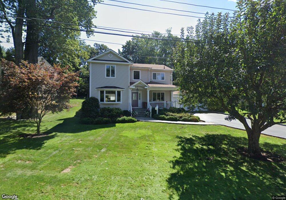 57 Raafenberg Rd, Tarrytown, NY 10591 - photo 1